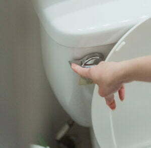 how to get rid of poop smell in bathroom quickly