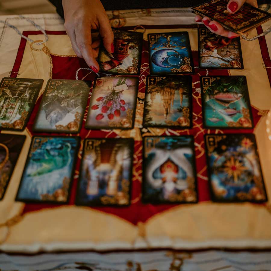 What Are The Best Questions To Ask In Tarot Readings