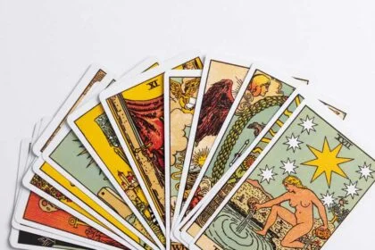 What Is The Difference Between The Major And Minor Arcana