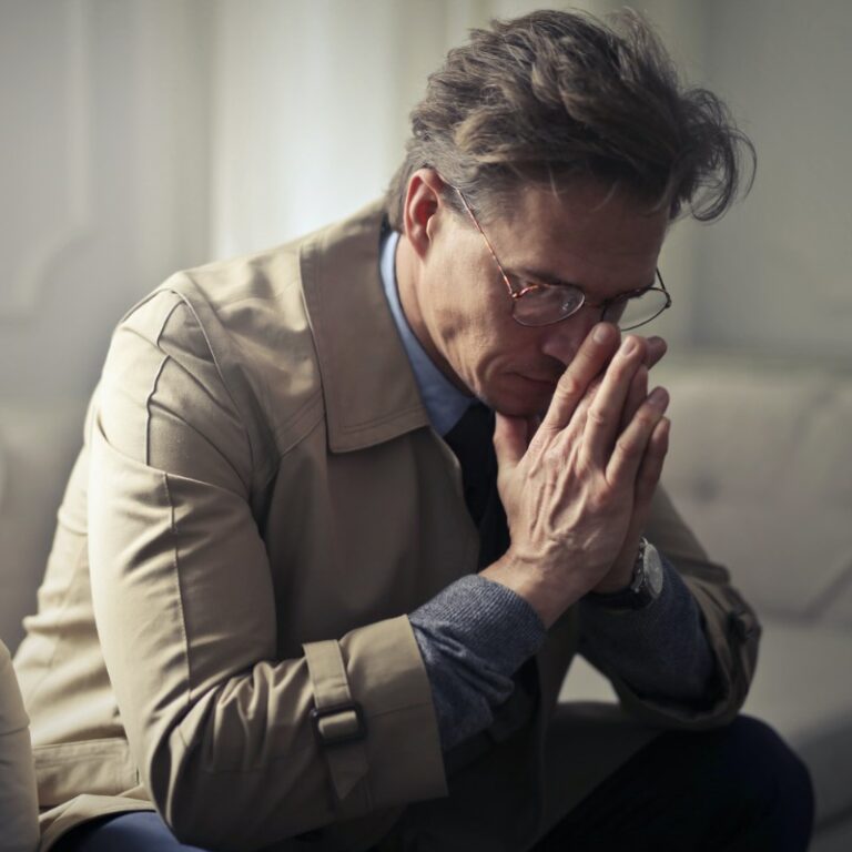 Memory Troubles? Unveiling 5 Reasons Behind Forgetfulness