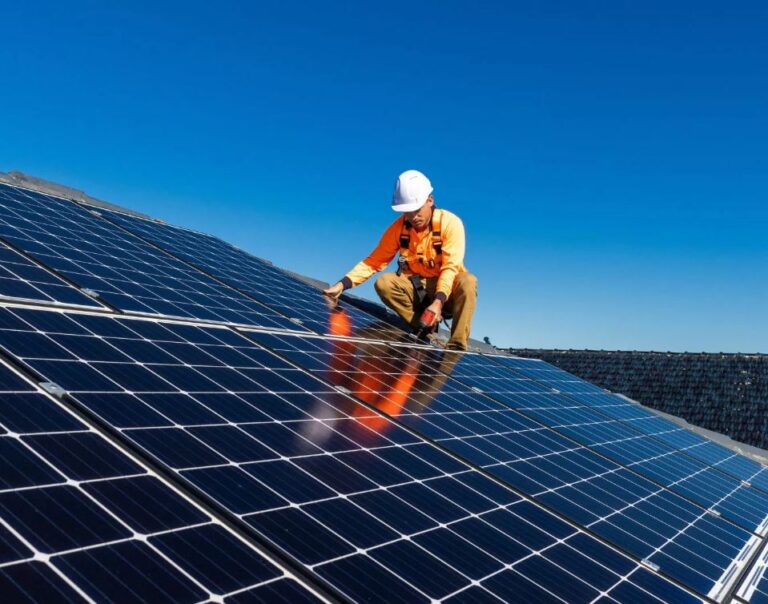 Is It Worth Installing Photovoltaic Panels at Home?