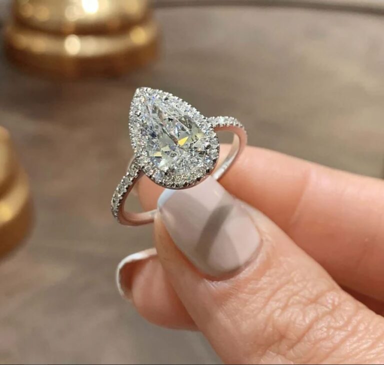 The Most Popular Diamond Shapes for Engagement Rings in 2025